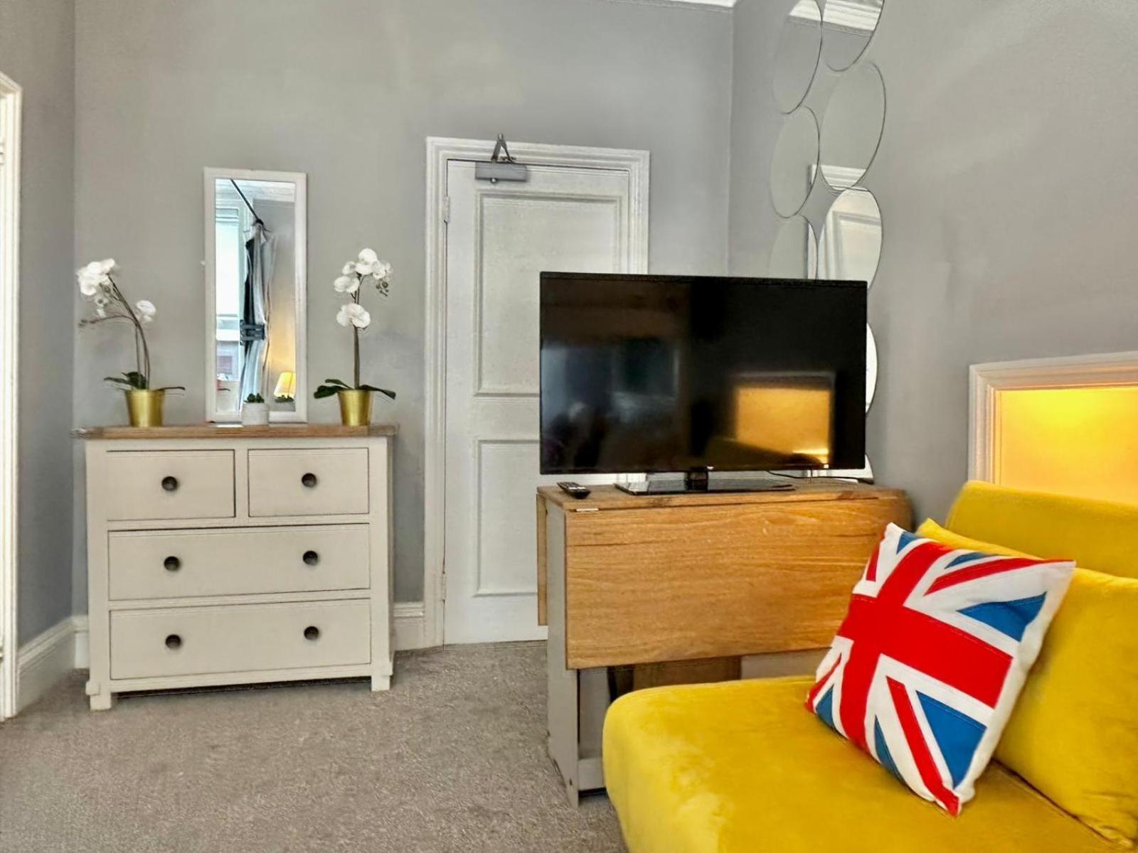 Stay In Edgware Road Guesthouse Лондон Екстериор снимка